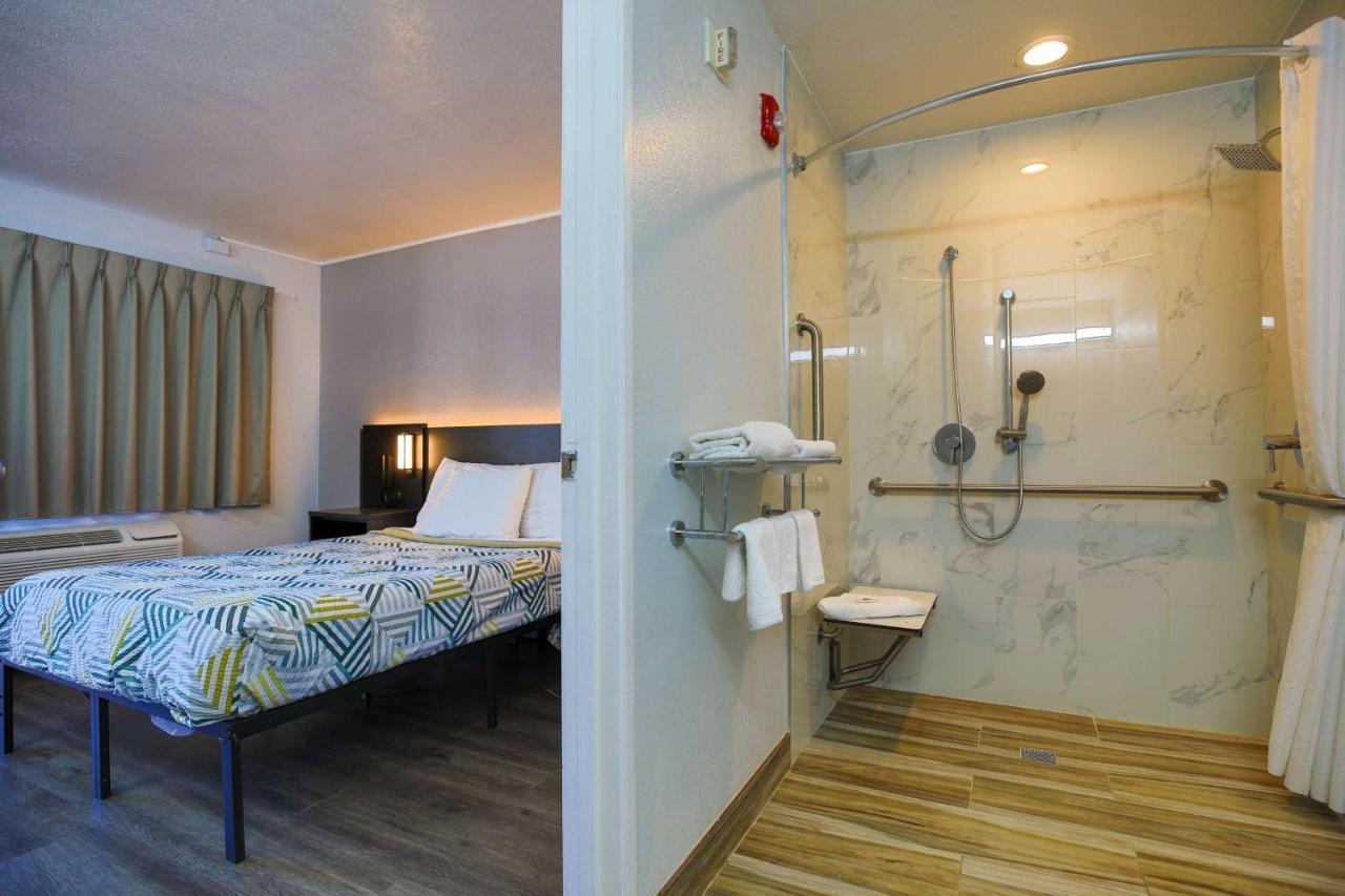 Motel 6-Sacramento, Ca - Old Sacramento North Екстер'єр фото