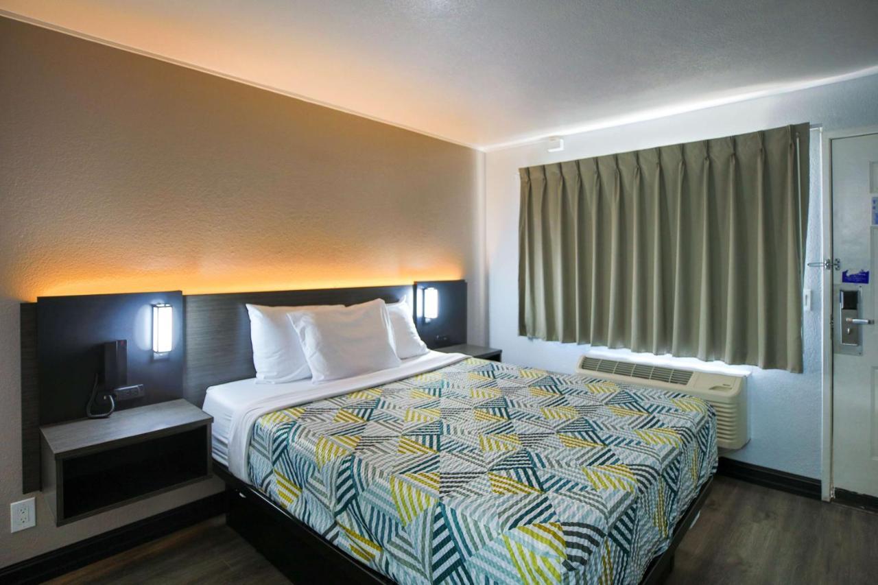 Motel 6-Sacramento, Ca - Old Sacramento North Екстер'єр фото